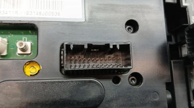RENAULT 259153411R Pantalla  en stock Salamanca