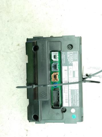 259156379R Pantalla multifunción  disponible Utrera