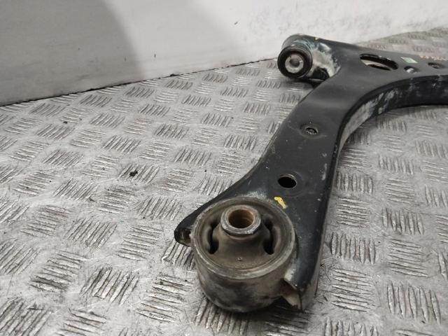 FORD 2598804 Brazo inferior derecho de la suspensión delantera  en stock Salamanca