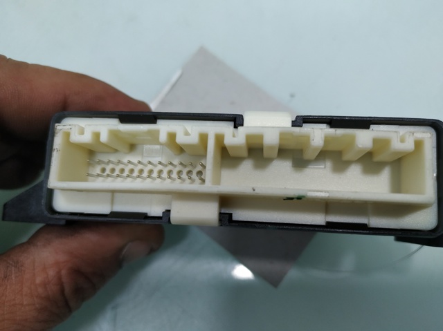 259900395R RENAULT Módulo de control del asistente de aparcamiento comprar Bilbao
