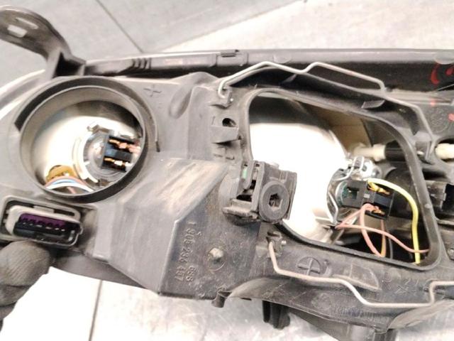 RENAULT 260100017R Faro derecho  comprar en Albacete