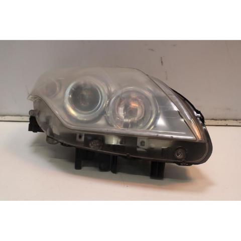 260100038R Faro derecho  en stock Sabadell