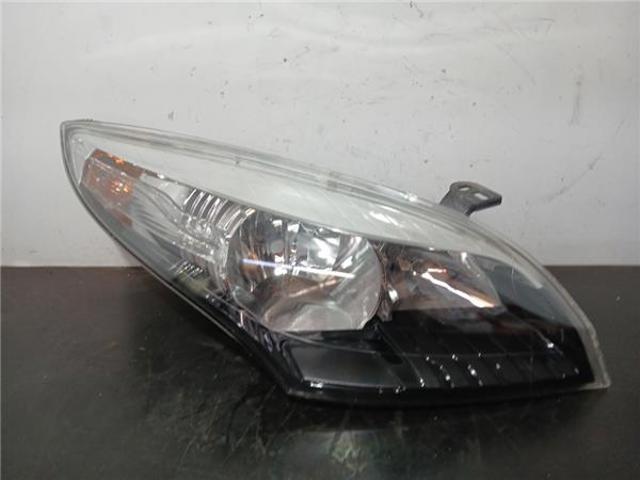 Faro derecho 260101032R Renault (RVI)