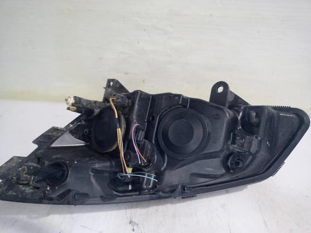 RENAULT 260102336R Faro derecho  disponible España