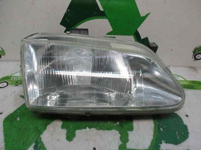 Faro derecho 260102454R Renault (RVI)