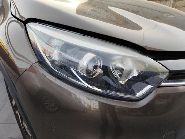 Luz derecha 260102734R RENAULT
