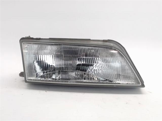 Luz derecha 2601044U25 NISSAN