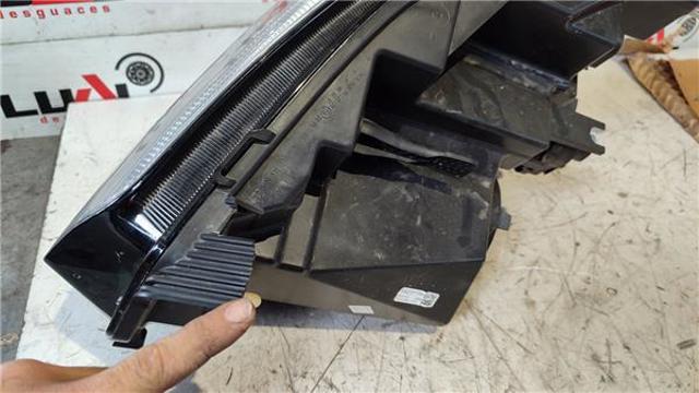 260105567R Faro derecho  comprar en Zaragoza
