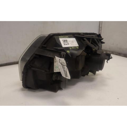 260105828R Faro derecho  en stock Sabadell