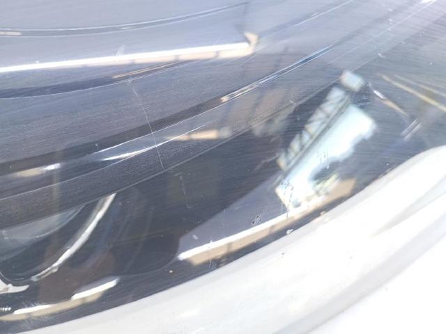 Luz derecha 260105997R RENAULT