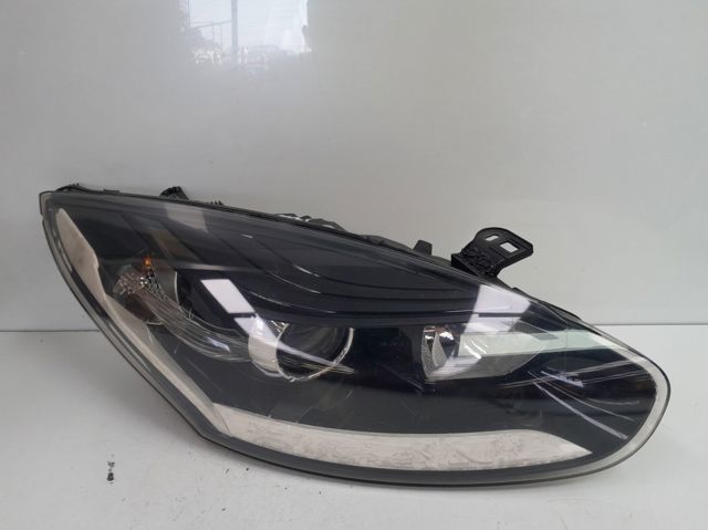 Faro delantero derecho 260105997R RENAULT
