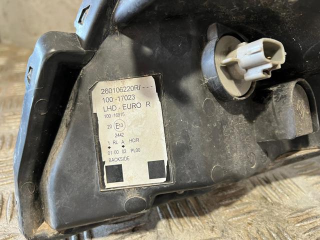 260106220R Faro derecho comprar Almería