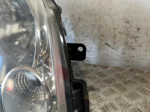 260106220R Faro derecho comprar Sevilla