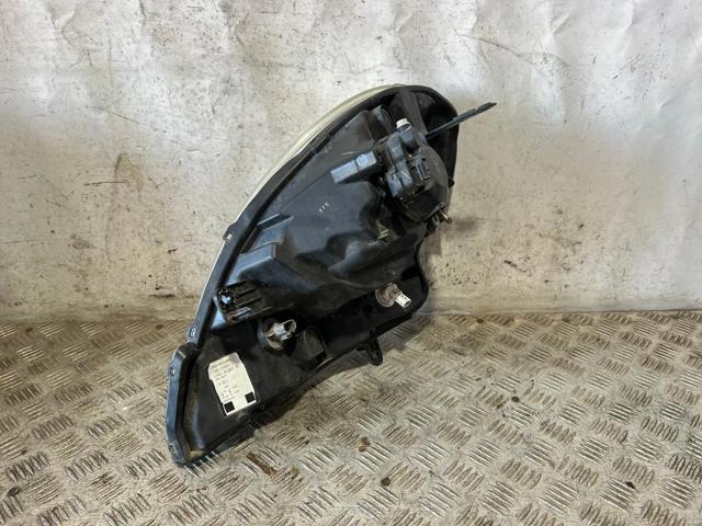 RENAULT 260106220R Faro derecho  en stock Terrassa