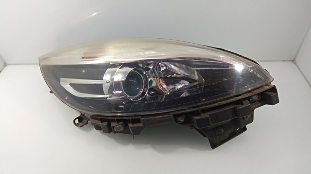 Faro derecho 260106928R Renault (RVI)