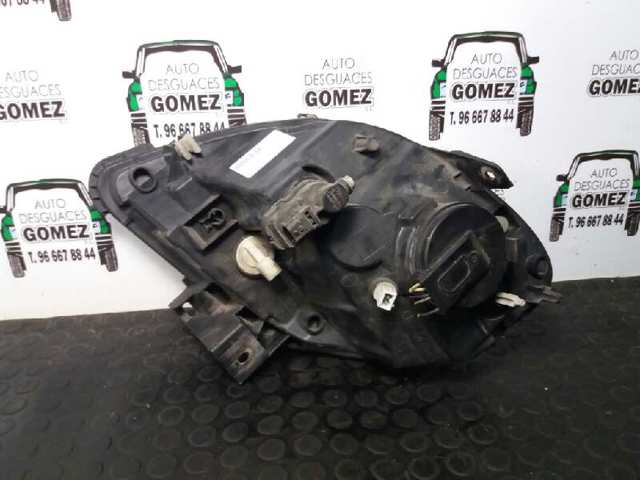RENAULT 260107401R Faro derecho  en stock Salamanca