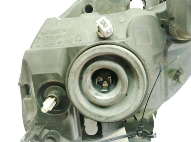 260107401R Faro derecho  disponible Málaga