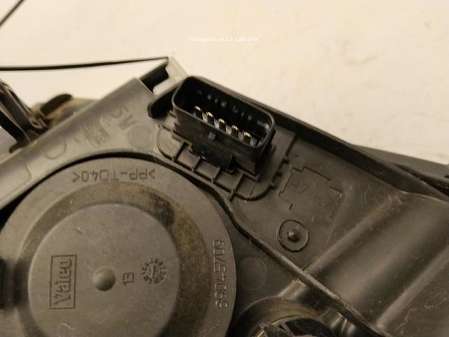260108453R Faro derecho  disponible Málaga