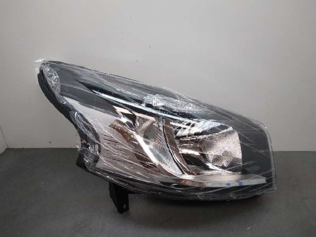 Luz derecha 260108724R RENAULT