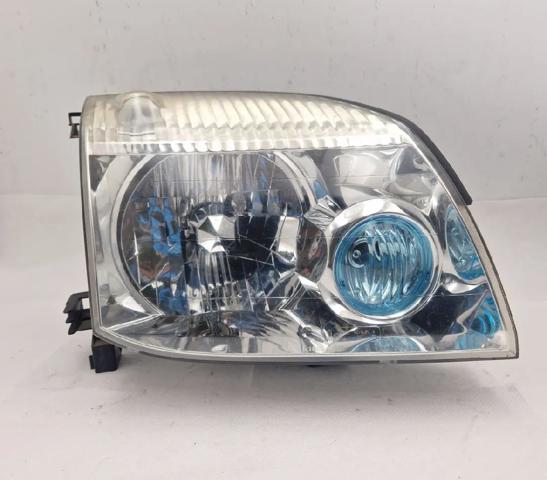 260108H90A NISSAN Faro derecho  en stock Huelva