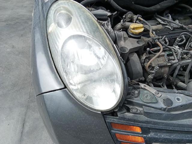 NISSAN 26010AX700 Faro derecho  en stock Salamanca