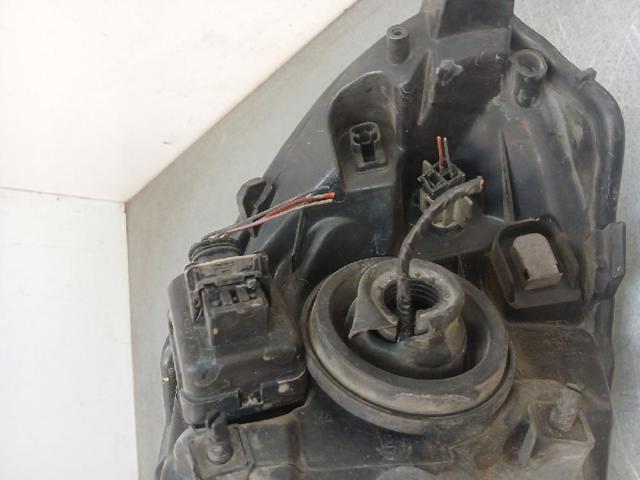 NISSAN 26010AX700 Faro derecho  en stock Salamanca