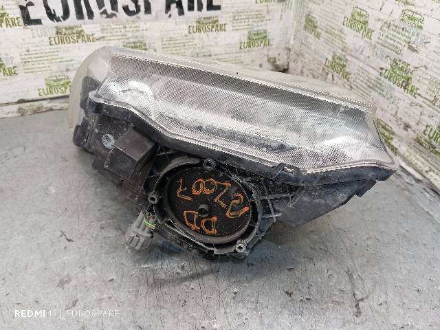 Faro derecho Nissan Navara D40