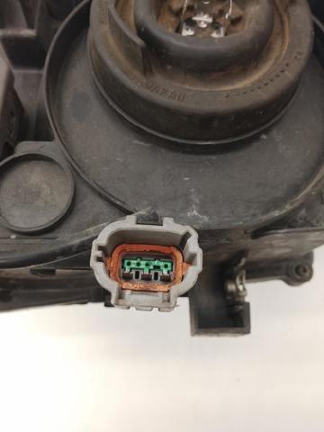26010EB30A Faro derecho  disponible Utrera