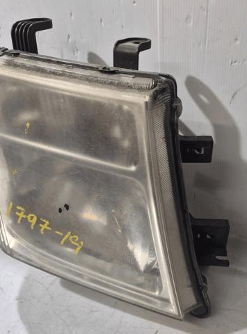Faro derecho Nissan Navara D40