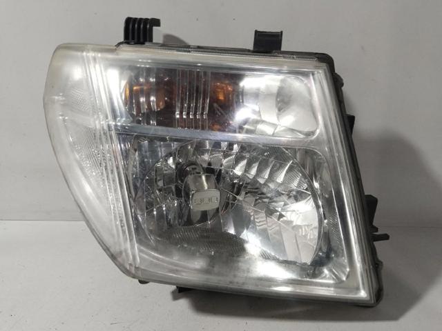 Faro derecho Nissan Navara D40
