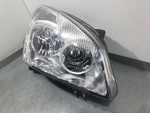 NISSAN 26010JD90A Faro derecho  en stock Terrassa