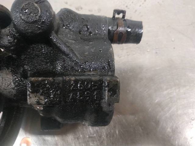 26054891 RENAULT Bomba de dirección asistida  disponible Vigo