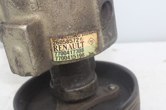 RENAULT 26058572 Bomba de dirección  en stock Valencia