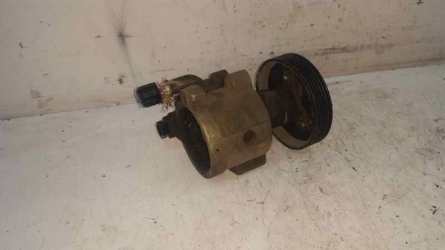 RENAULT 26058572 Bomba de dirección asistida  comprar en Ponferrada