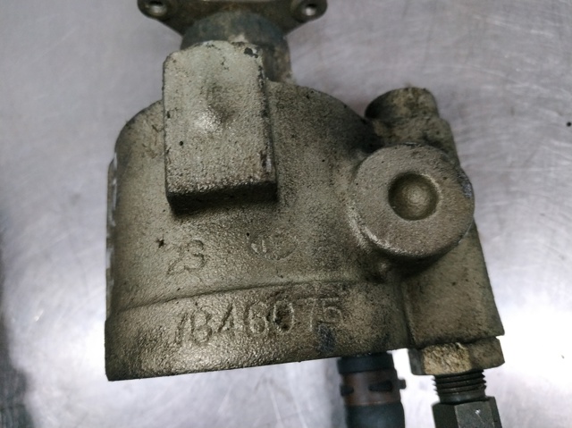 26058572 RENAULT Bomba de dirección  en stock Córdoba