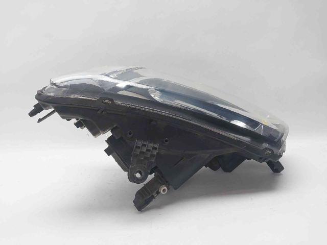 260601236R Faro izquierdo  en stock Sabadell