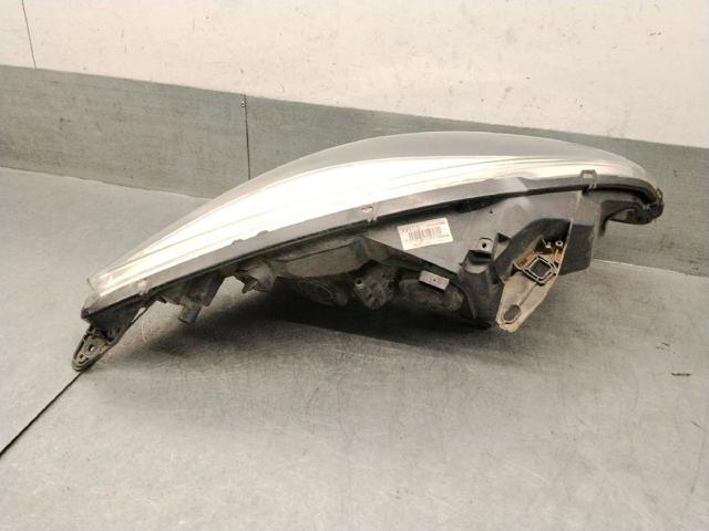 260601946R RENAULT Faro izquierdo  comprar en Jaén