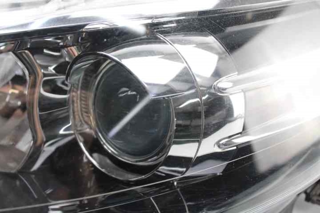 RENAULT 260601946R Faro izquierdo  en stock Salamanca