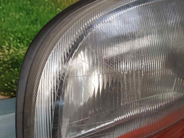 RENAULT 260602509R Faro izquierdo comprar Tarragona