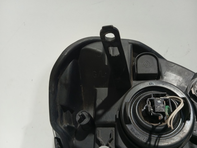 260603401R Faro izquierdo  en stock Sabadell