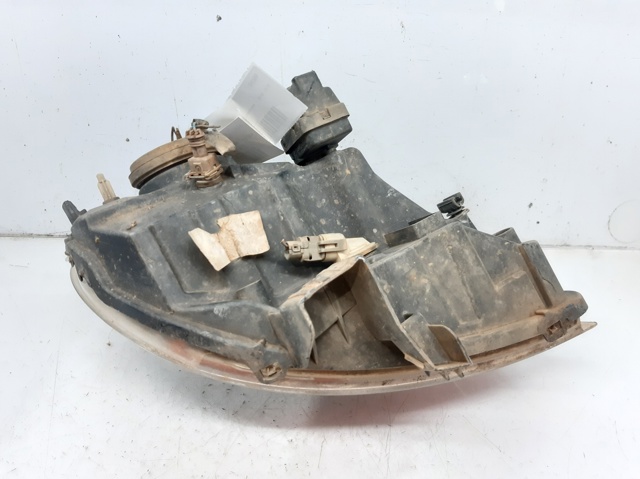 RENAULT 260603883R Faro izquierdo  en stock Salamanca