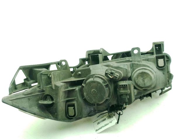 260604235R RENAULT Faro izquierdo  en stock Huelva