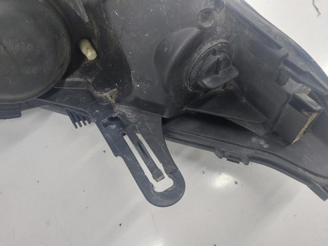 260605817R Faro izquierdo  en stock Sabadell