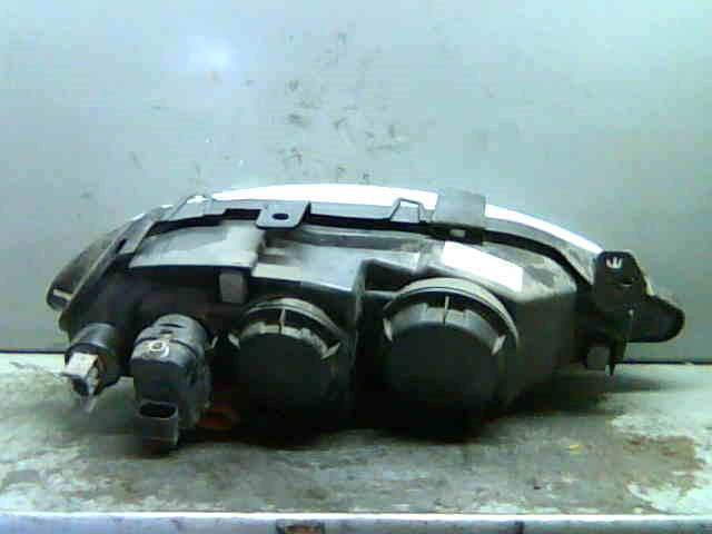 RENAULT 260607124R Faro izquierdo  en stock Salamanca