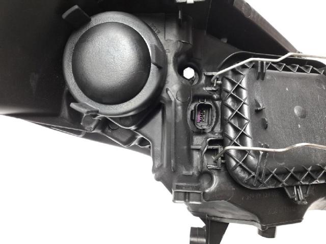 RENAULT 260607449R Faro izquierdo  en stock Terrassa
