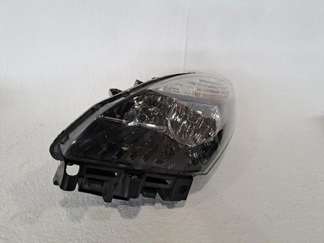 RENAULT 260608682R Faro izquierdo  comprar en Ponferrada