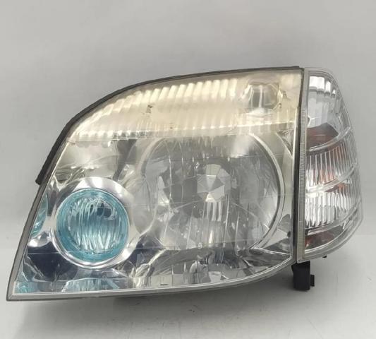 260608H90A NISSAN Faro izquierdo  en stock Huelva