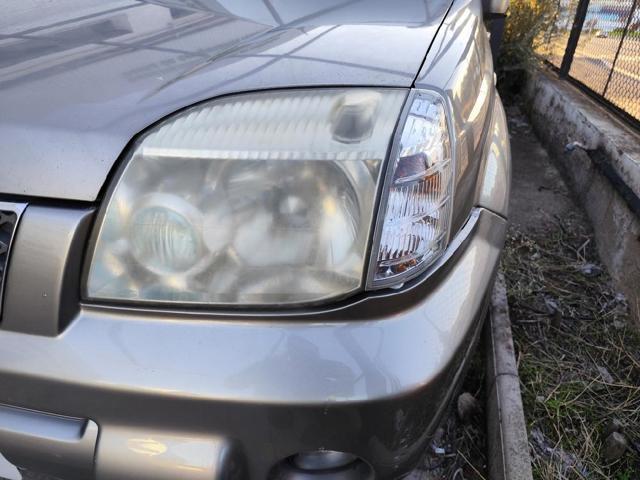 Faros delanteros para Nissan X-Trail  (T30)