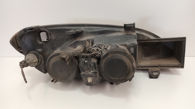 Optica delantera Nissan Primera sedán comprar en España