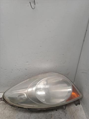 Faros delanteros 260609U10A NISSAN